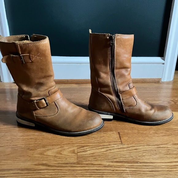 Kodiak Women’s Boots - Picture 1 of 6